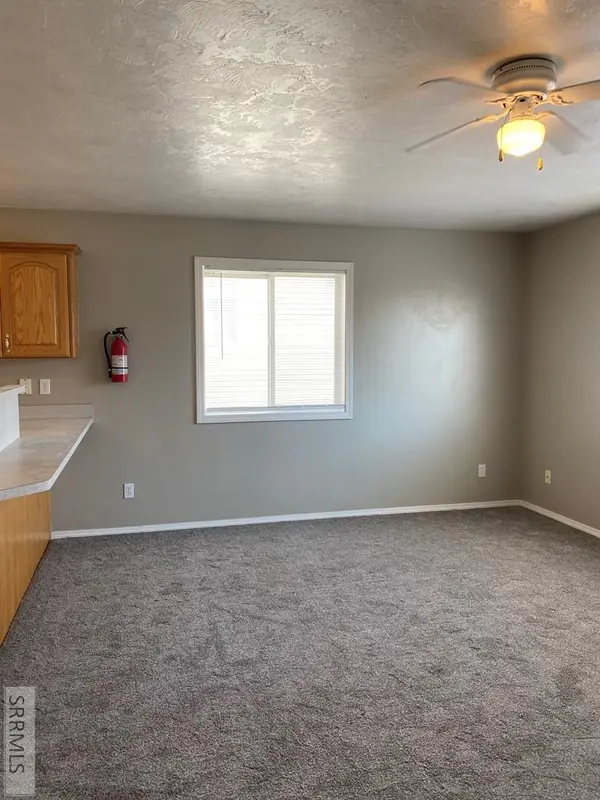 858 Anne St, Rexburg, ID 83440-5200