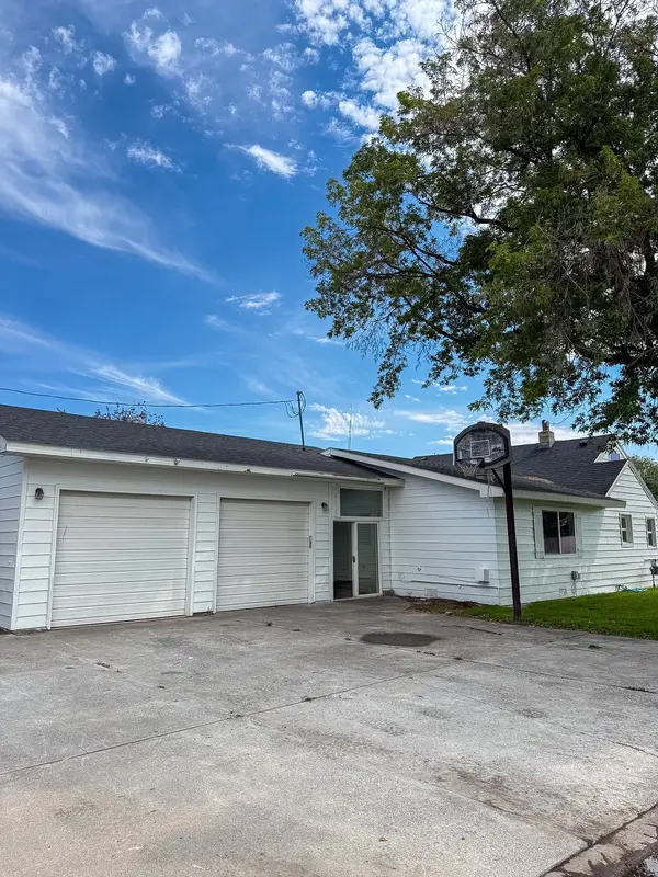 23 N Front St, Sugar City, ID 83448-1209