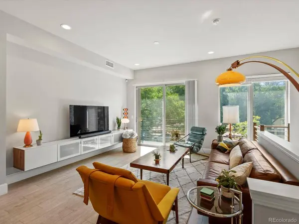 1014 Acoma ST, Denver, CO 80204