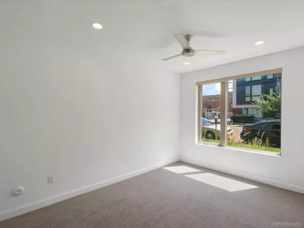 73 W 10th AVE, Denver, CO 80204