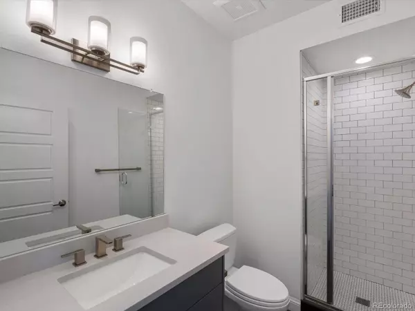 73 W 10th AVE, Denver, CO 80204