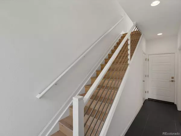 73 W 10th AVE, Denver, CO 80204