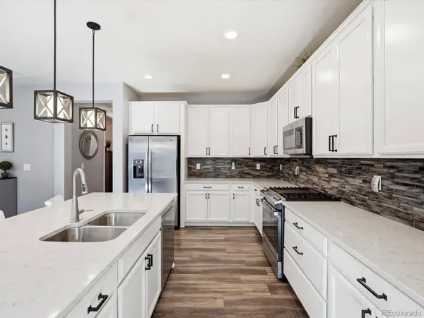 7774 Plateau Creek LN, Littleton, CO 80125