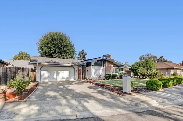 828 Harvard