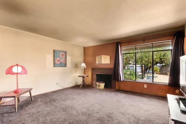 4501 Forest Pkwy, Sacramento, CA 95823