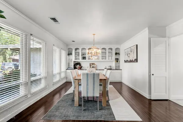 1765 Woodside DR, Woodland, CA 95695