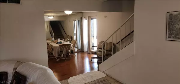 3845 Cavalry ST, Las Vegas, NV 89121