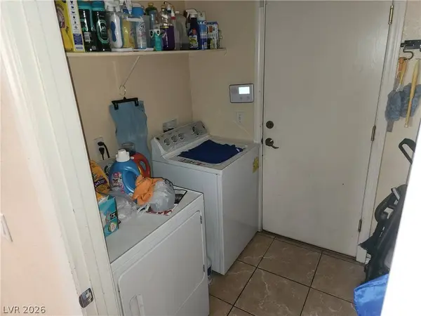 3010 Crackling Leaves AVE, North Las Vegas, NV 89031