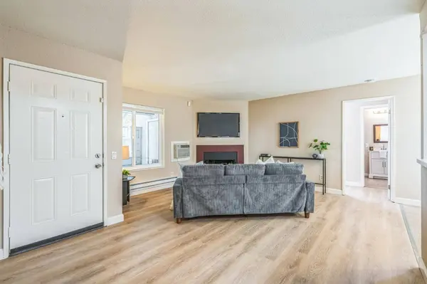 6 Lancaster CIR 114, Bay Point, CA 94565