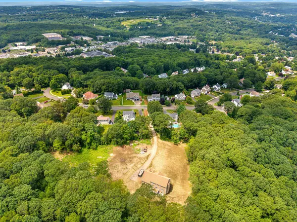 278 Georgtown Drive, Watertown, CT 06795