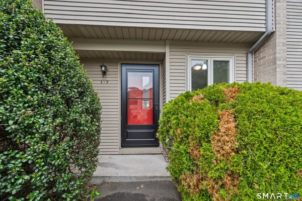 827 Oronoke Road #1-7, Waterbury, CT 06708