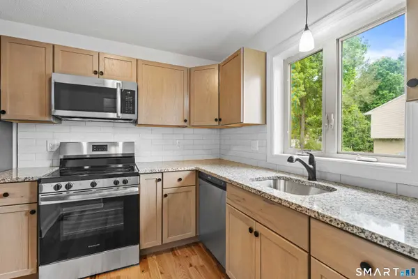 827 Oronoke Road #1-7, Waterbury, CT 06708