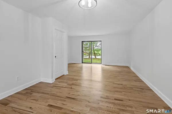827 Oronoke Road #1-7, Waterbury, CT 06708
