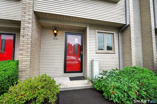 827 Oronoke Road #9-5, Waterbury, CT 06708