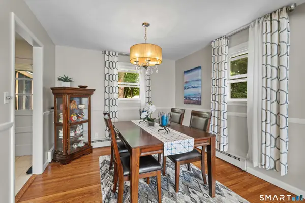 6 Smith Avenue, Waterbury, CT 06708
