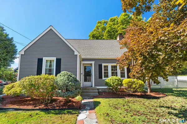 85 Claxton Avenue
