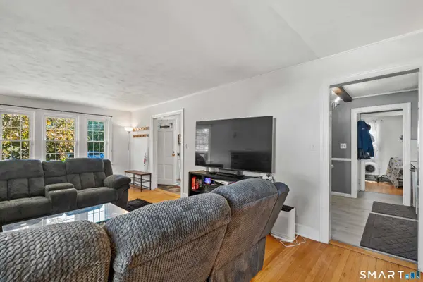 85 Claxton Avenue, Watertown, CT 06795