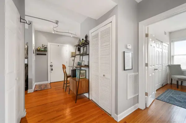 3000 W Sunnyside AVE #2, Chicago, IL 60625