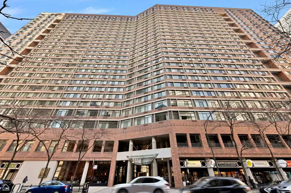 211 E Ohio ST #2405, Chicago, IL 60611