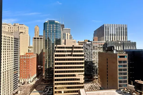 211 E Ohio ST #2405, Chicago, IL 60611