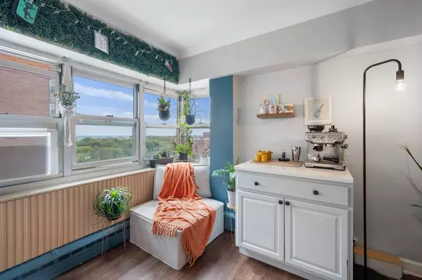 4960 N Marine DR #1012, Chicago, IL 60640