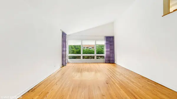 6624 N Kenneth AVE, Lincolnwood, IL 60712