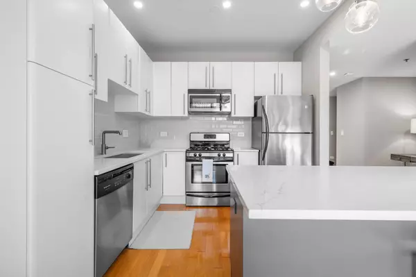 225 S SANGAMON ST #804, Chicago, IL 60607