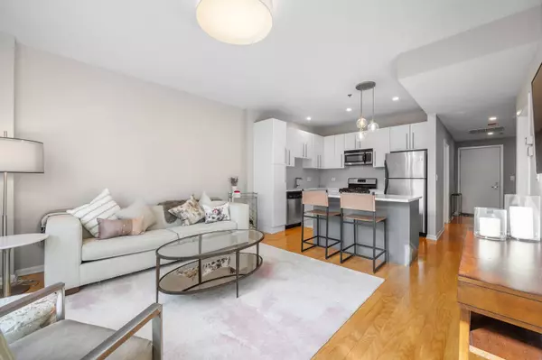 225 S SANGAMON ST #804, Chicago, IL 60607