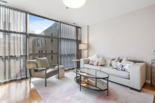 225 S SANGAMON ST #804, Chicago, IL 60607