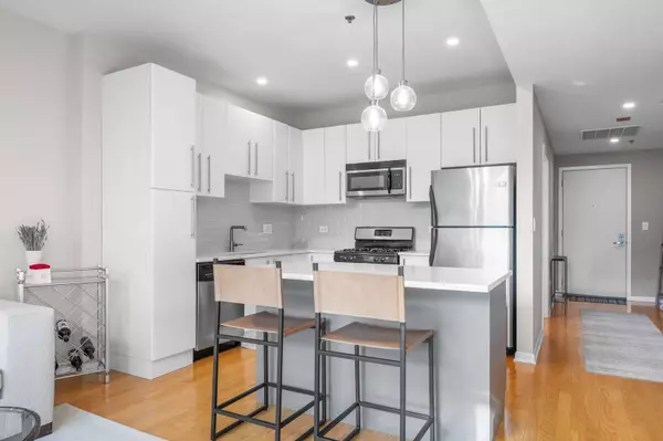 225 S SANGAMON ST #804, Chicago, IL 60607