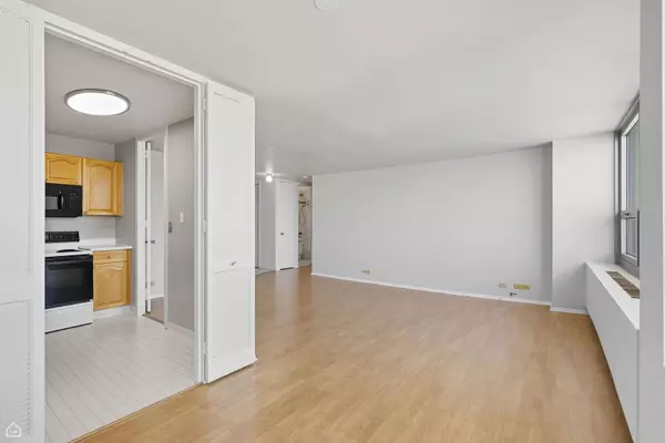 1700 E 56th ST #1505, Chicago, IL 60637