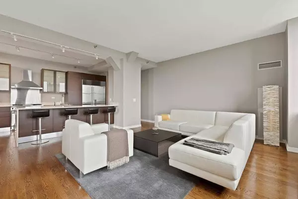 6 N MICHIGAN AVE #903, Chicago, IL 60602