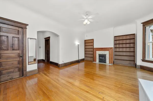 5342 S Greenwood AVE #3, Chicago, IL 60615