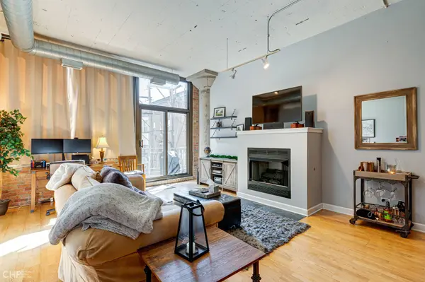 15 S Throop ST #209, Chicago, IL 60607