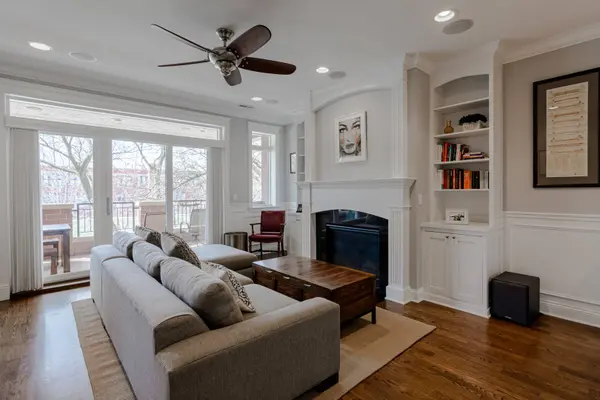 3315 N Seminary AVE #2, Chicago, IL 60657