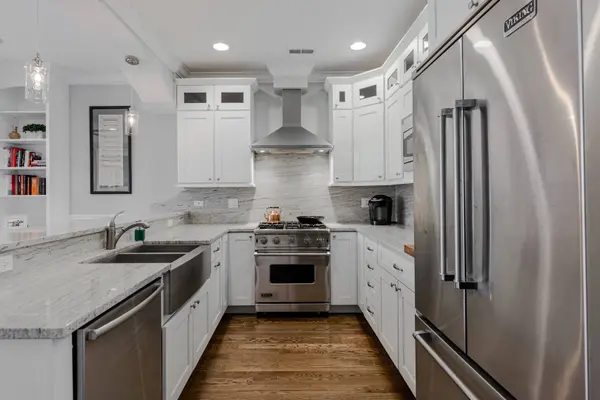 3315 N Seminary AVE #2, Chicago, IL 60657
