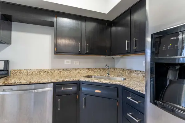 6947 S Jeffery BLVD #3K, Chicago, IL 60649