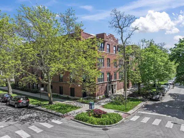 7029 N GREENVIEW AVE #2S, Chicago, IL 60626