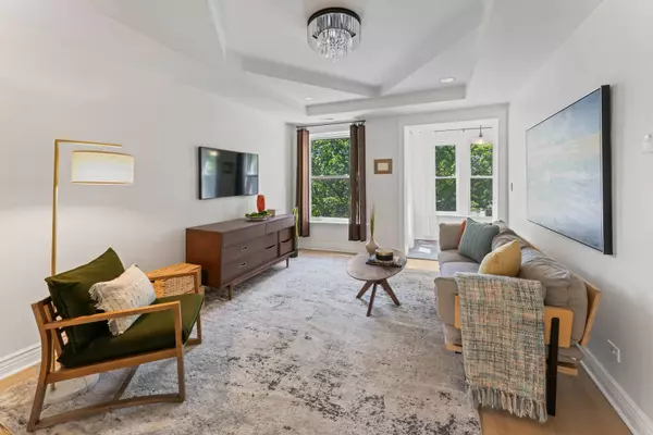 7029 N GREENVIEW AVE #2S, Chicago, IL 60626