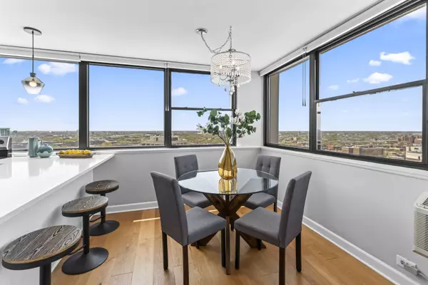 2700 N Hampden CT #24A, Chicago, IL 60614