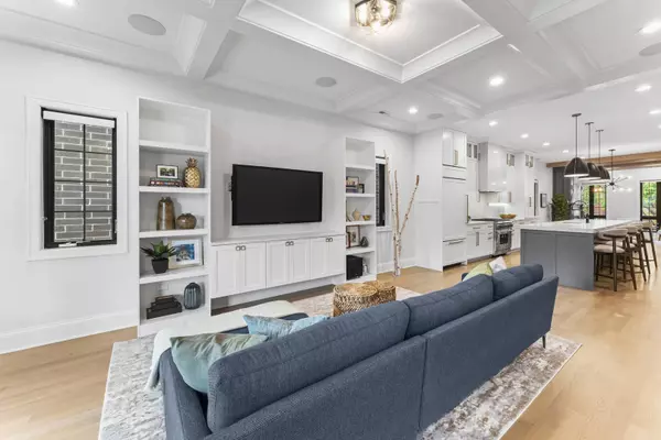 1427 W Wrightwood AVE #2, Chicago, IL 60614