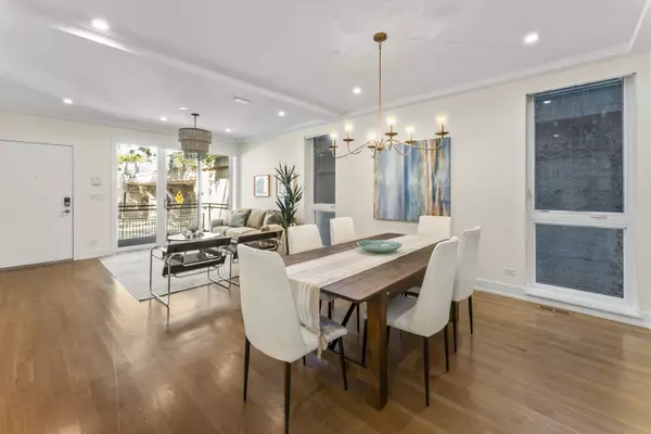 1759 N Campbell AVE #1, Chicago, IL 60647