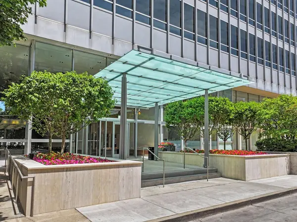 500 W Superior ST #1805, Chicago, IL 60654