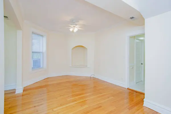 1315 W Foster AVE #1, Chicago, IL 60640