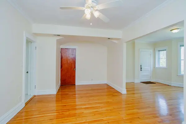 1315 W Foster AVE #1, Chicago, IL 60640