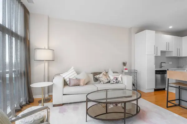 225 S SANGAMON ST #804, Chicago, IL 60607