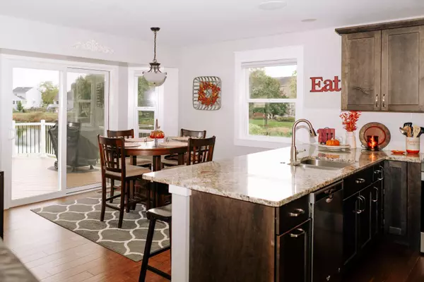 1307 Fairlee CT, Sandwich, IL 60548