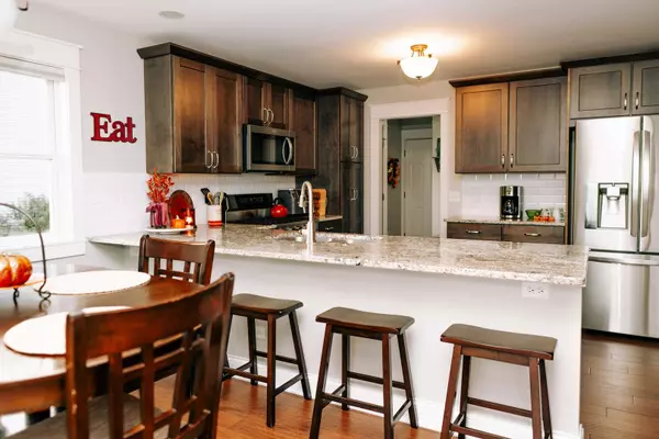 1307 Fairlee CT, Sandwich, IL 60548