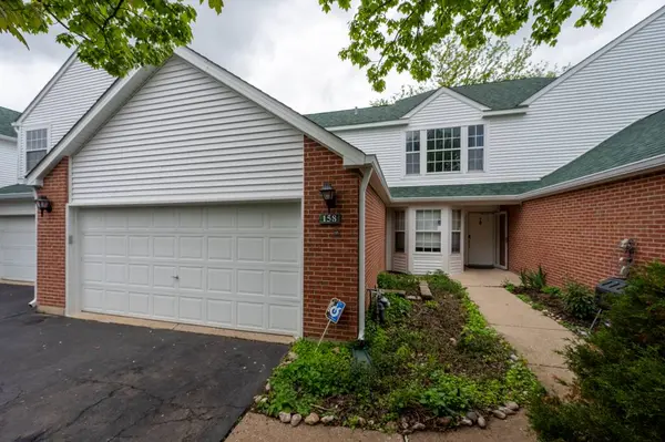 158 Welwyn CT, Lake Bluff, IL 60044