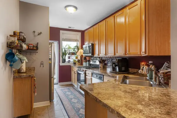 3000 W Sunnyside AVE #2, Chicago, IL 60625